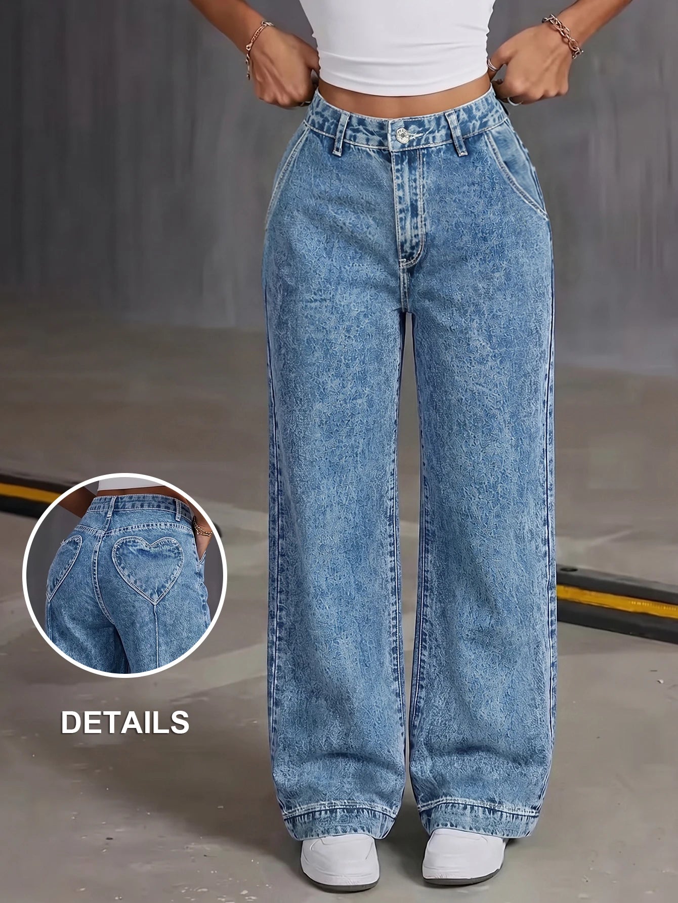 Women's Elastic Waist Heart Pocket Denim Jeans For Everyday Outfits