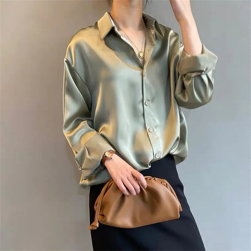 Women's Collared Long Sleeve Shirt
