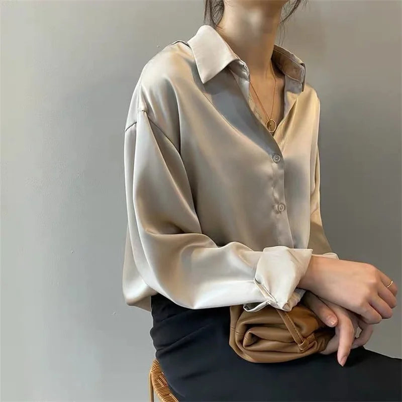 Women's Collared Long Sleeve Shirt