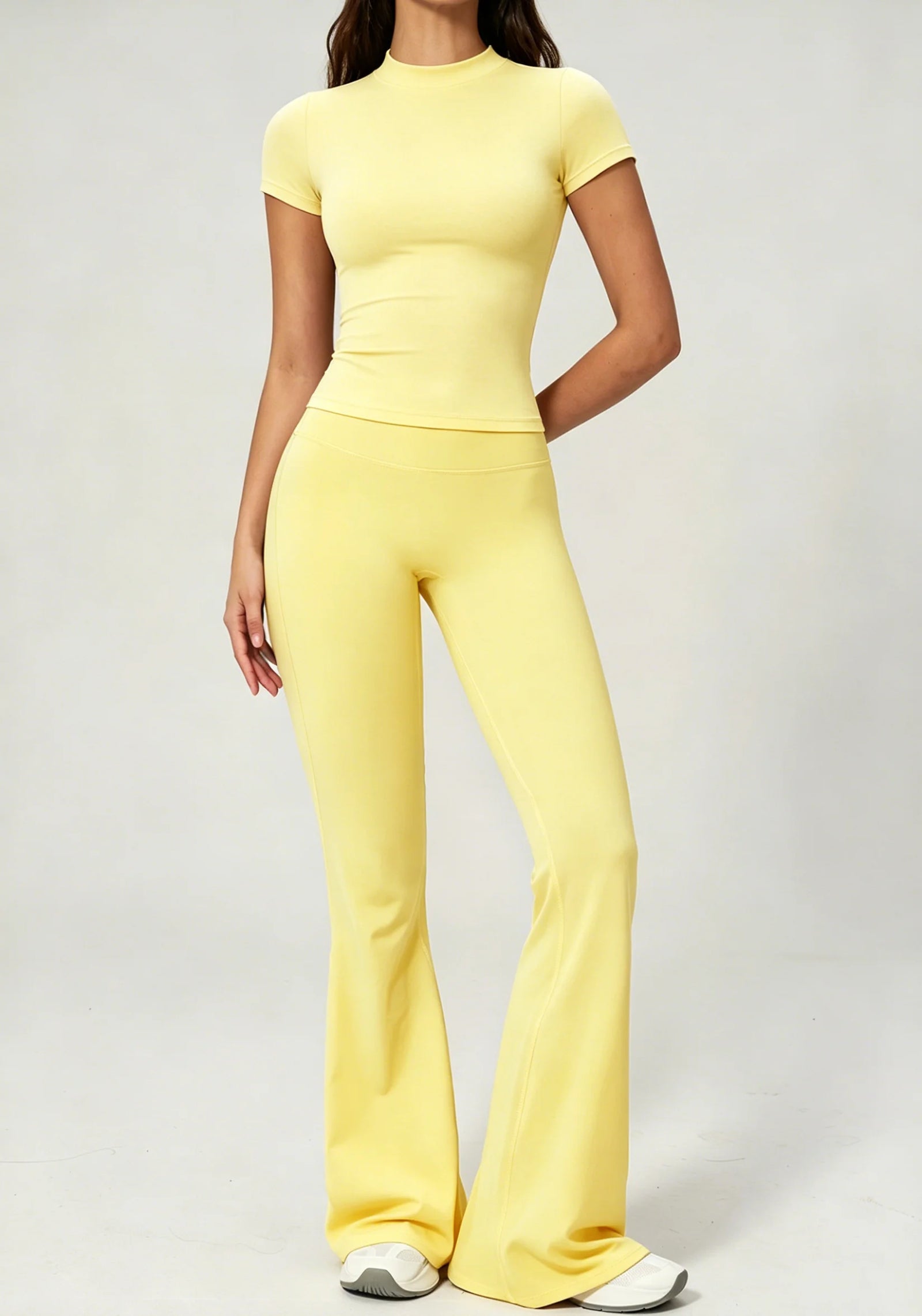 Women's Tee And Flared Leggings Yoga Set For Workout Outfits