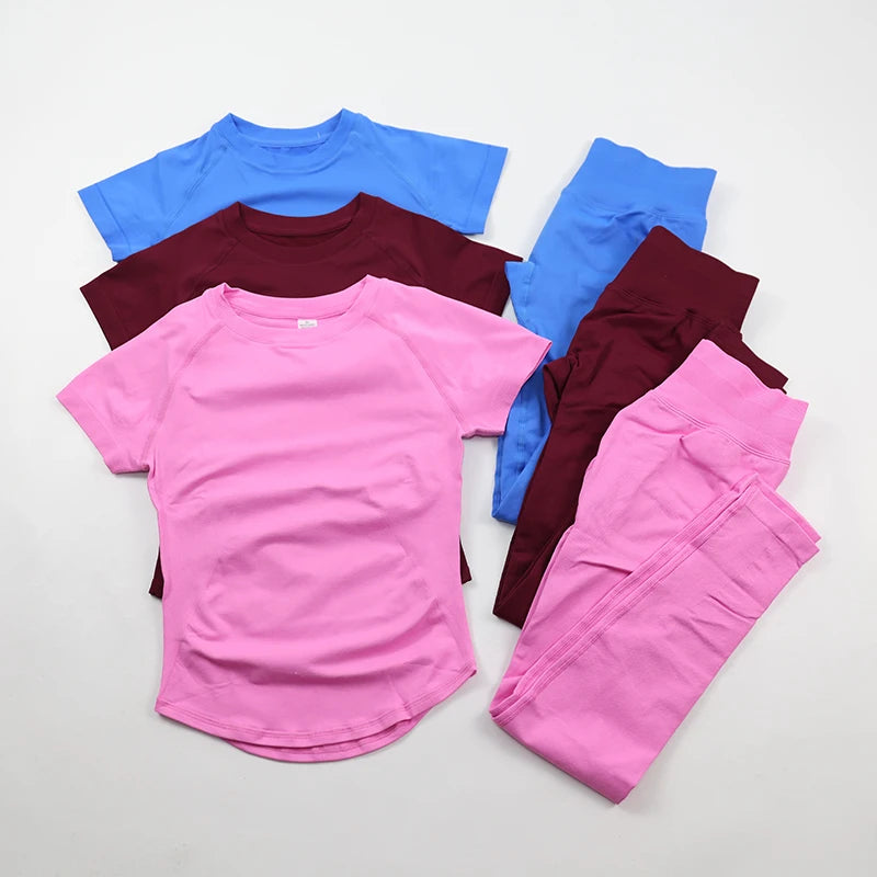 Women's Tee And Shorts Yoga Set For Workout Outfits
