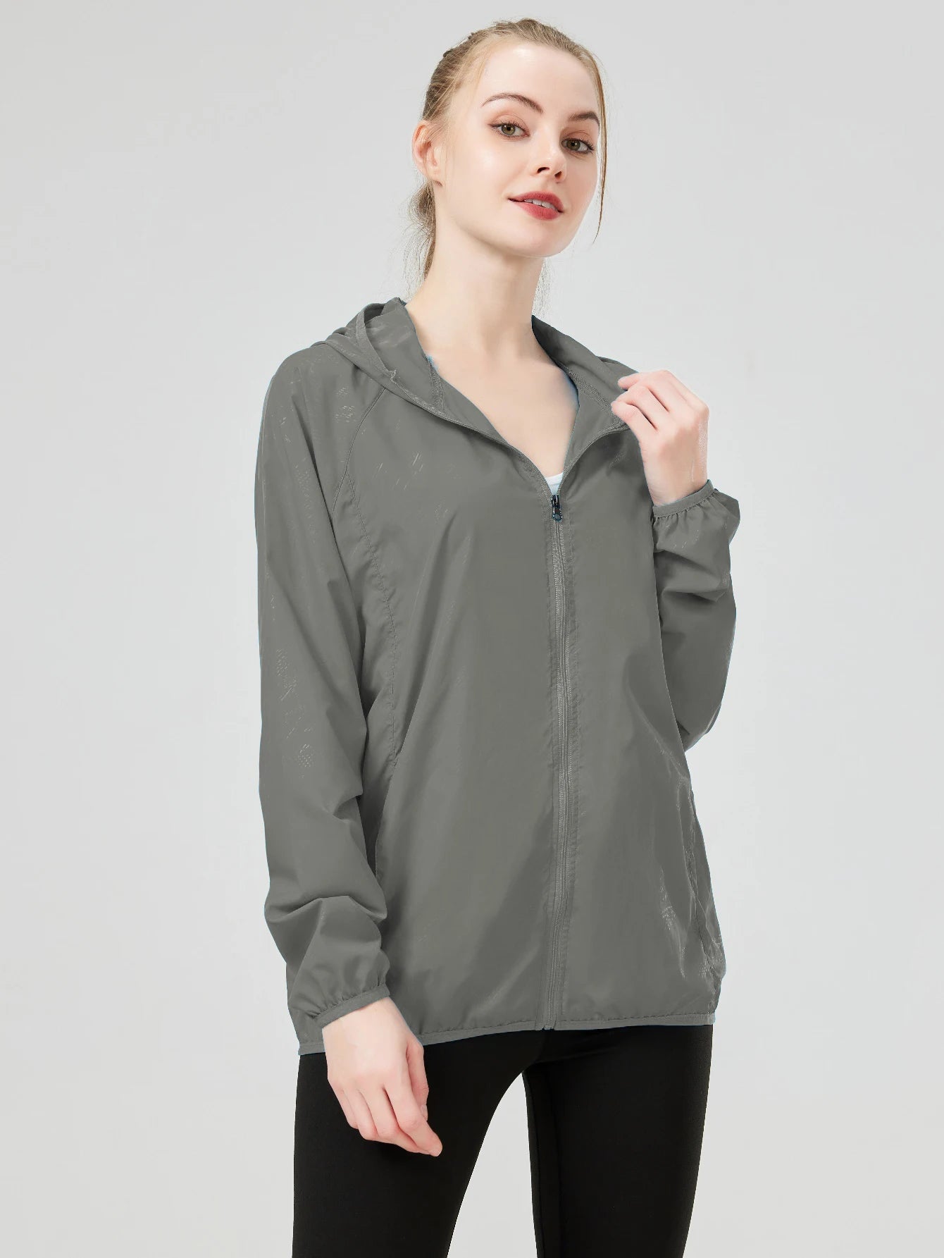 Hooded Long Sleeve Full Zip Outdoor Hiking Jacket with Pockets