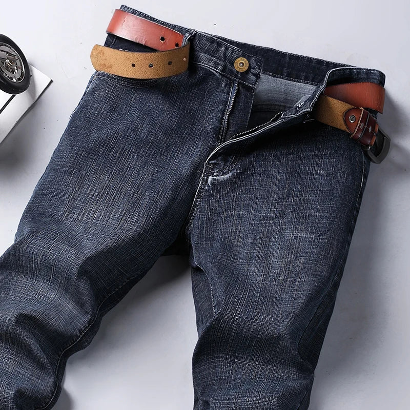 Men's Straight Leg Denim Jeans for Casual Everyday Wear