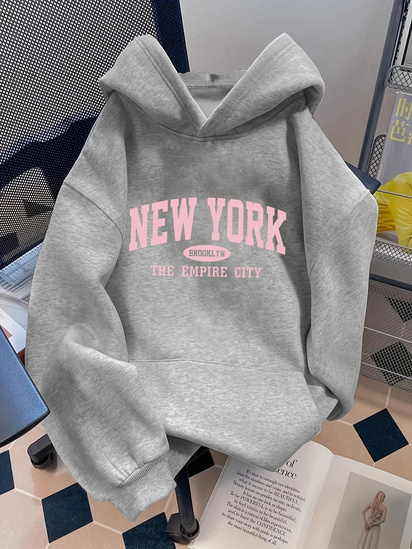 Letter Graphic Long Sleeve Pullover Casual Hoodie for Layering