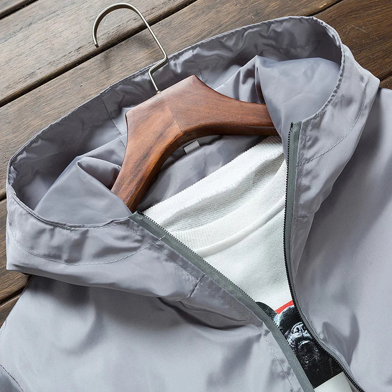Unisex Breathable Reflective Hiking Jacket for Outdoor Wear