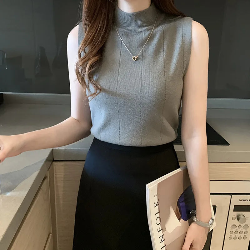 Women's Sleeveless Knit Tank Top with a Mock Neck and Fitted Shape
