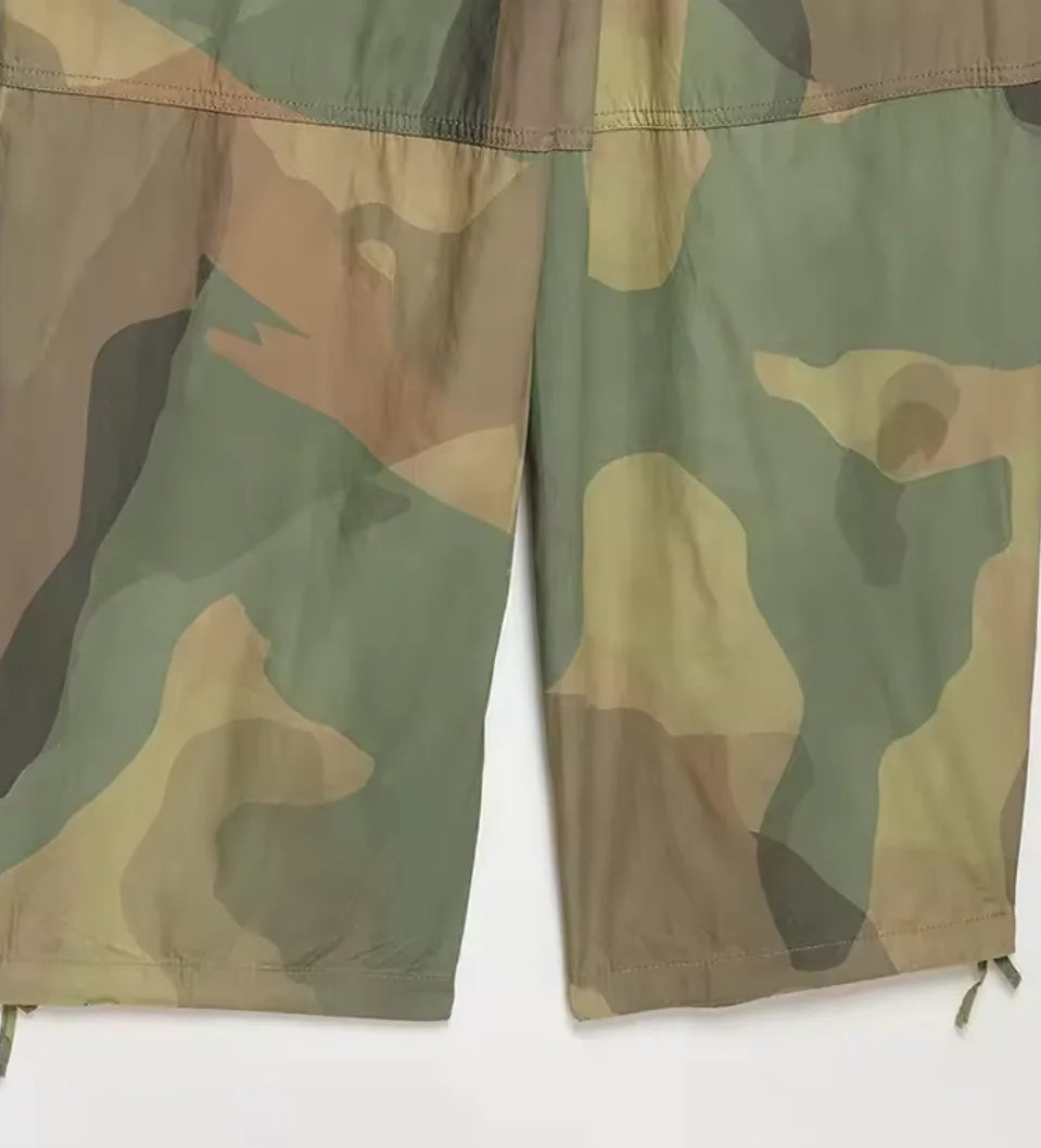 Women's Camouflage Cargo Pants with Drawstring Waist and Adjustable Cuffs