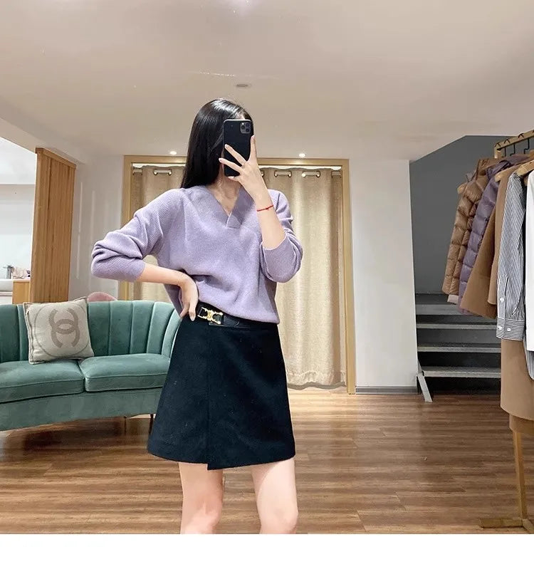 V-neck pure cashmere sweater women autumn and winter loose and versatile knitted sweater short wool base layer