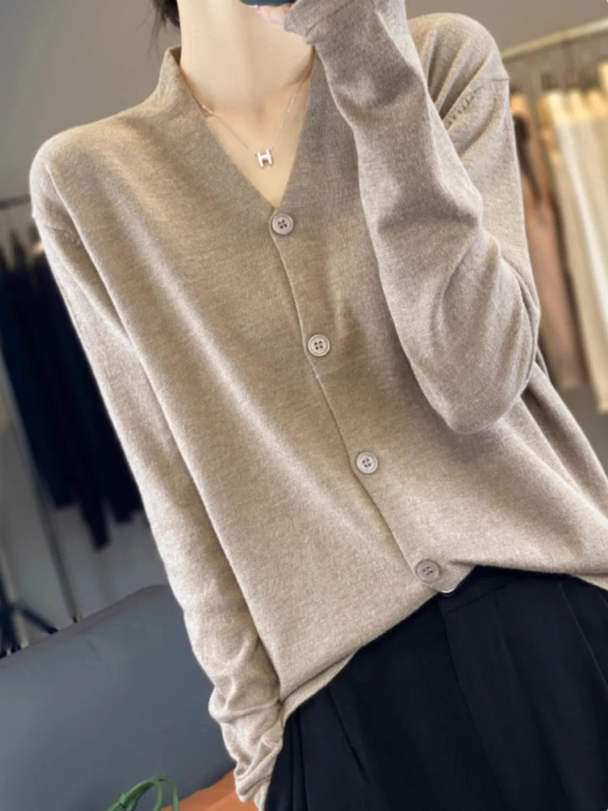 Light luxury retro style! V-neck pure cashmere knit cardigan women's autumn and winter loose wool top bottom sweater coat