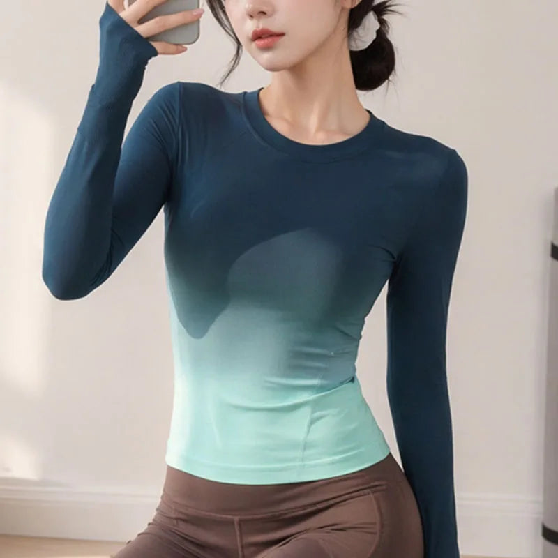 Women's Long-Sleeve Crewneck Workout Top