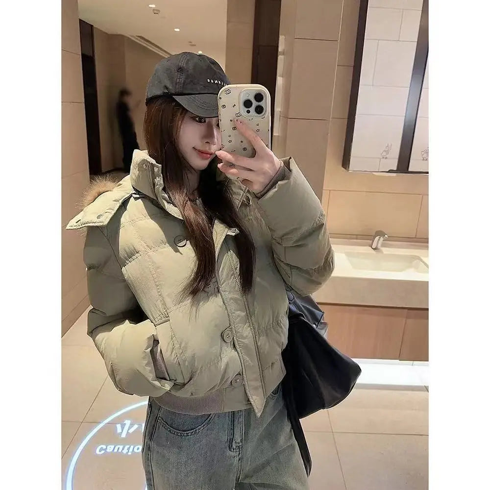 Women's Quilted Hooded Cropped Jacket for Layered Outfits