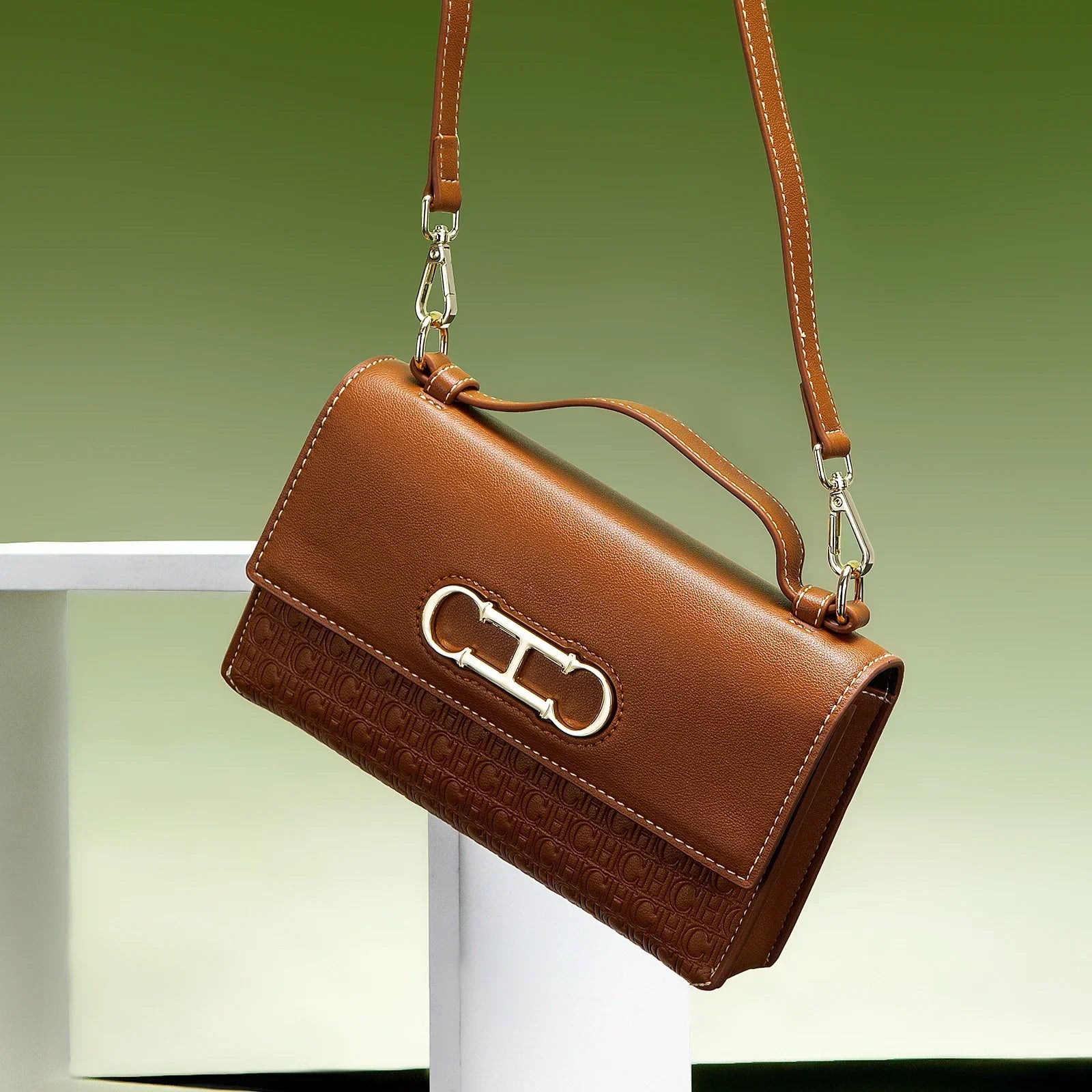 Women's Structured Flap Handbag with Metallic Clasp and Shoulder Strap