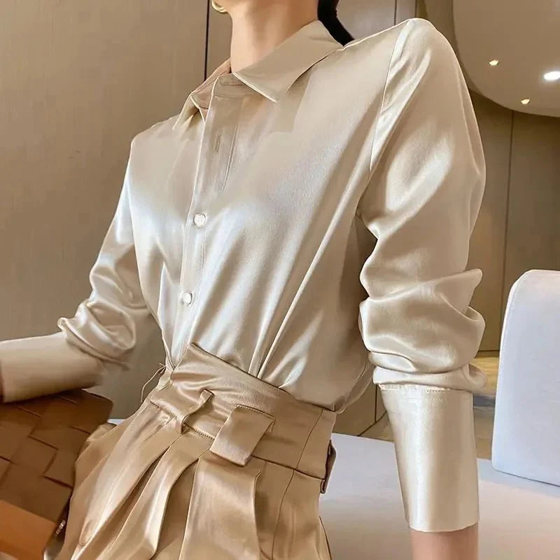 Women's Collared Long Sleeve Shirt