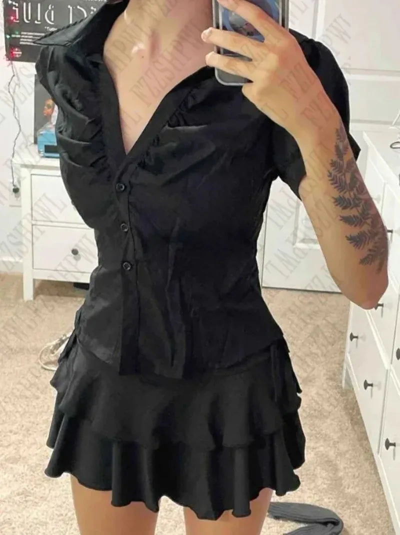 Women's Fitted Ruffle Detail Short Sleeve Shirt