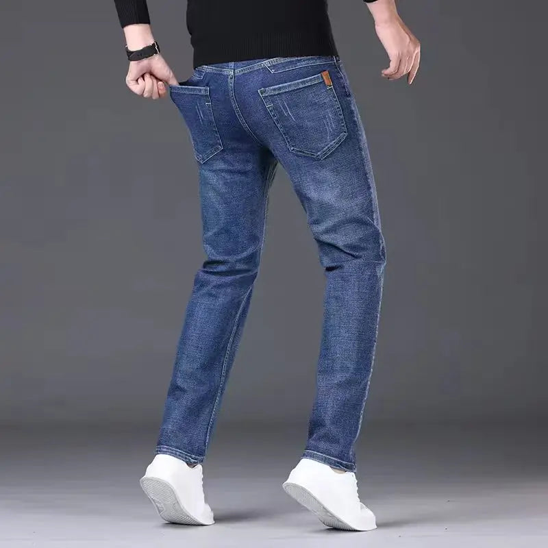 Men's Straight Leg Denim Jeans for Casual Everyday Wear