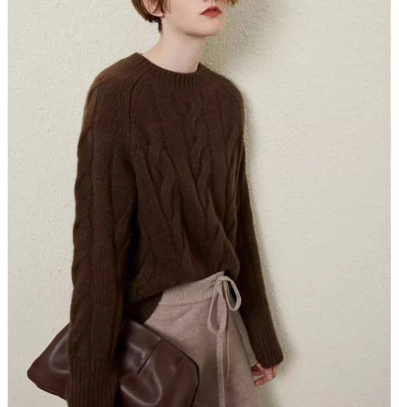 European autumn and winter cashmere sweater women's crewneck twist sweater loose cover to wear pure wool knitted bottom thick
