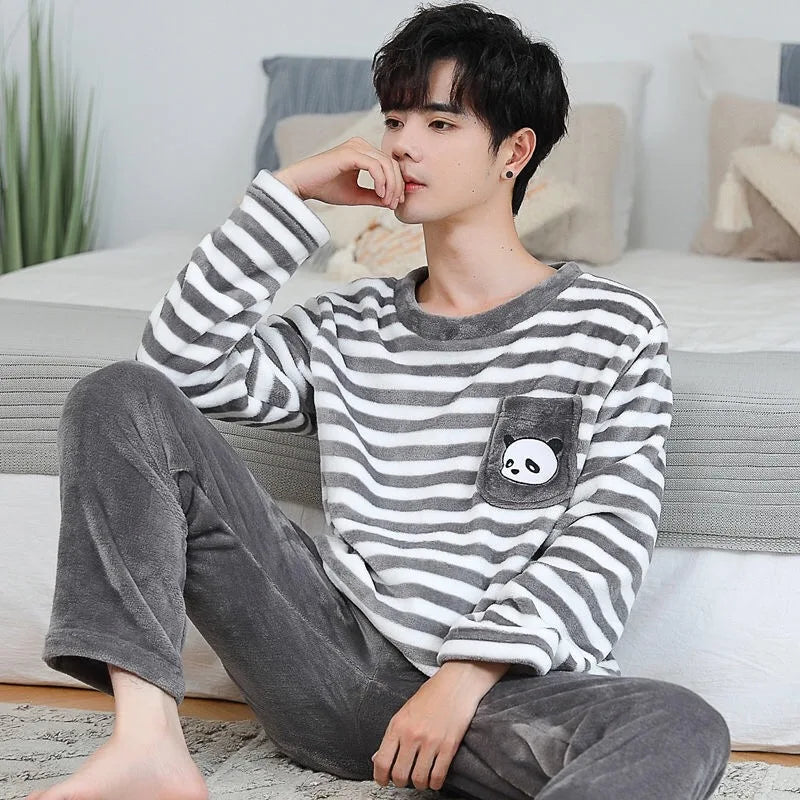 Men's Graphic Long Sleeve Crew Neck Top and Pants Pajama Set