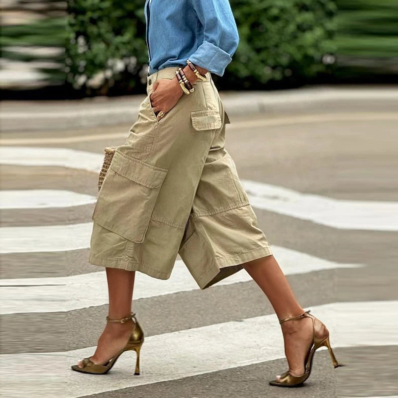 Women's Wide Leg Cropped Cargo Pants with Button Waist and Pockets