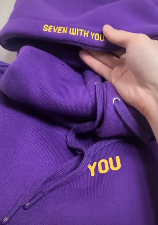Long Sleeve Casual Hooded Sweatshirt with Relaxed Streetwear Styling