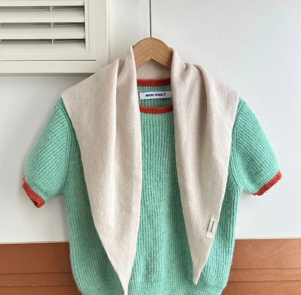 Solid Knitted Triangle Scarf with Tieable Pointed Corners