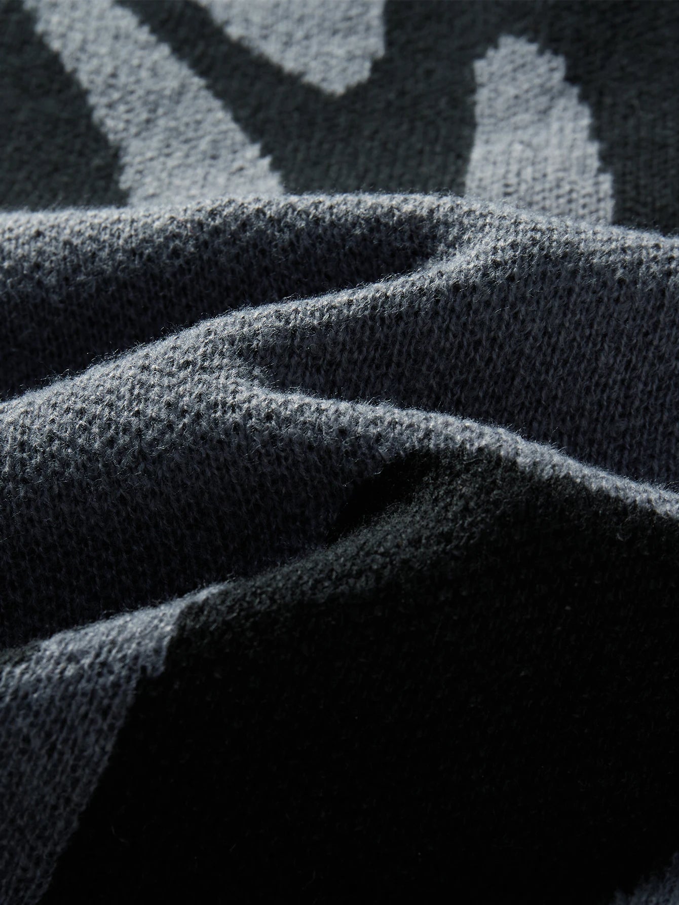 Men's Abstract Pattern Crew Neck Knit Sweater