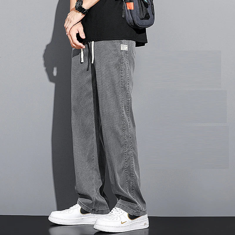 Men's Straight Leg Denim Jeans for Casual Everyday Wear