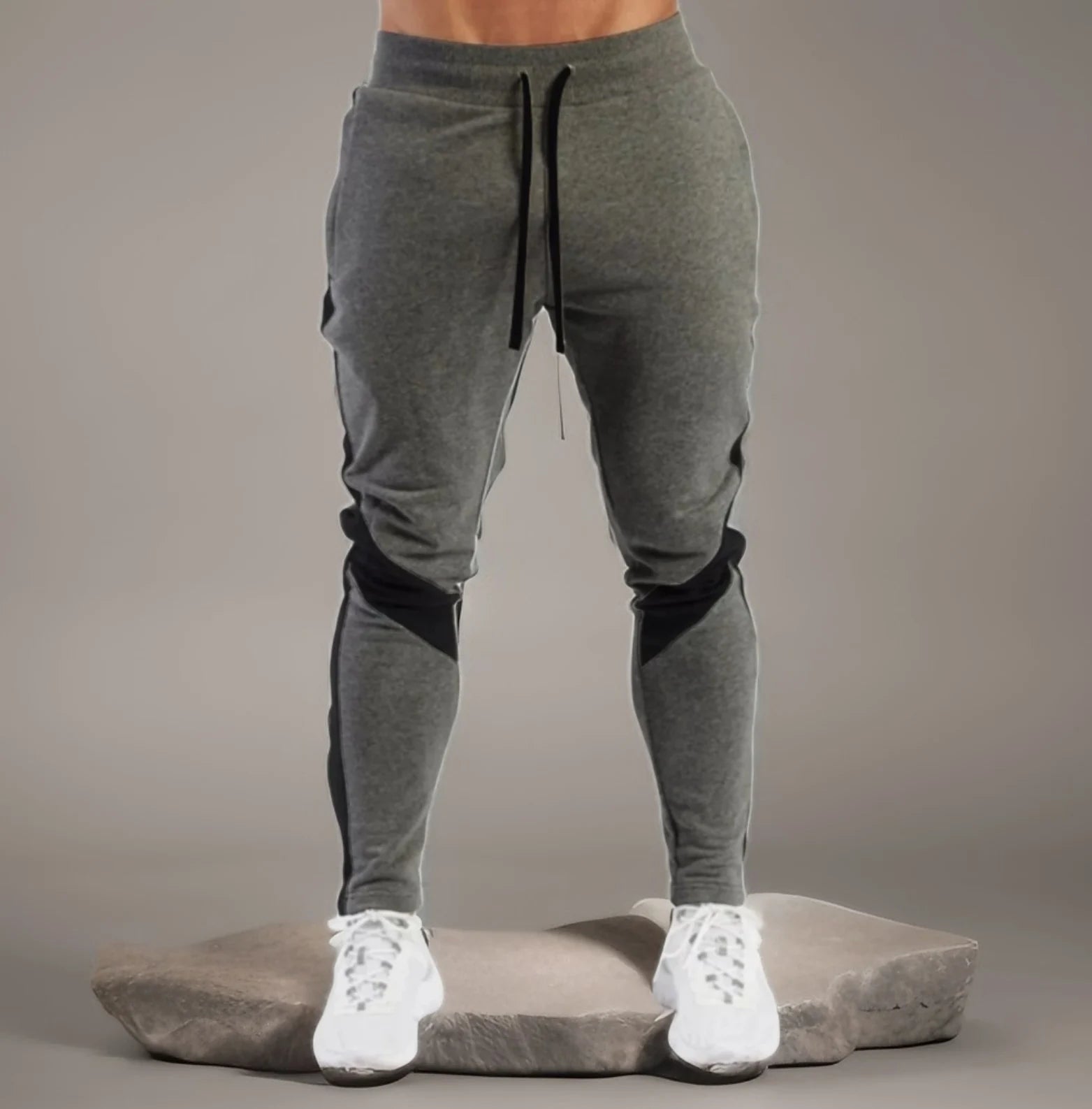 Men's Polyester Full-Length Drawstring Jogger Pants with Contrast Panels for Casual Outfits
