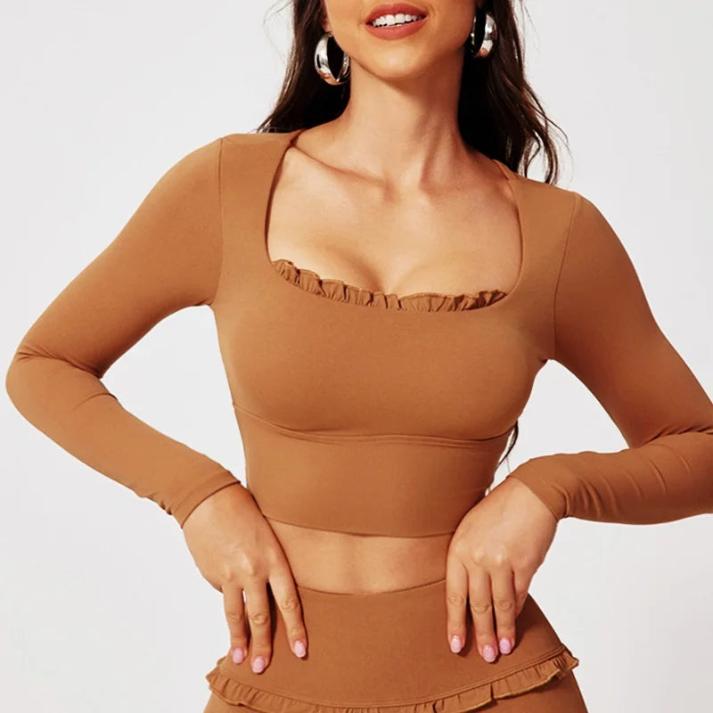 Women's Scalloped Square-Neck Long-Sleeve Workout Crop Top