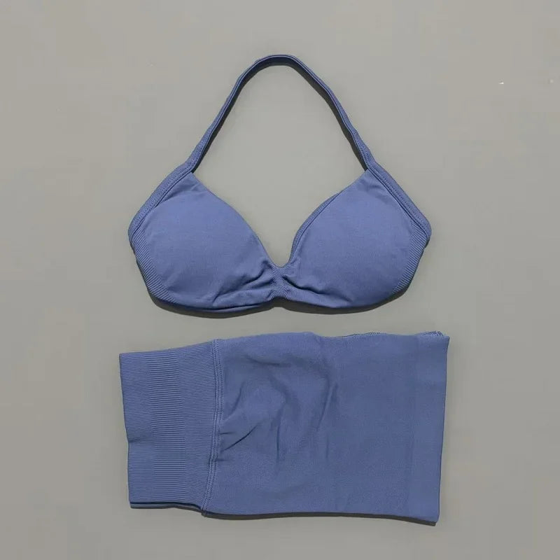 Women's Twist Front Bra And Shorts Yoga Set