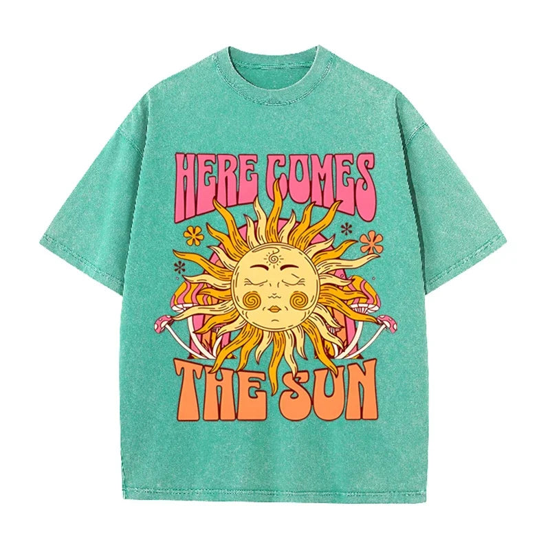 Vintage Black Here Comes The Sun T Shirt Retro Psychedelic Sun Acid Wash Tee