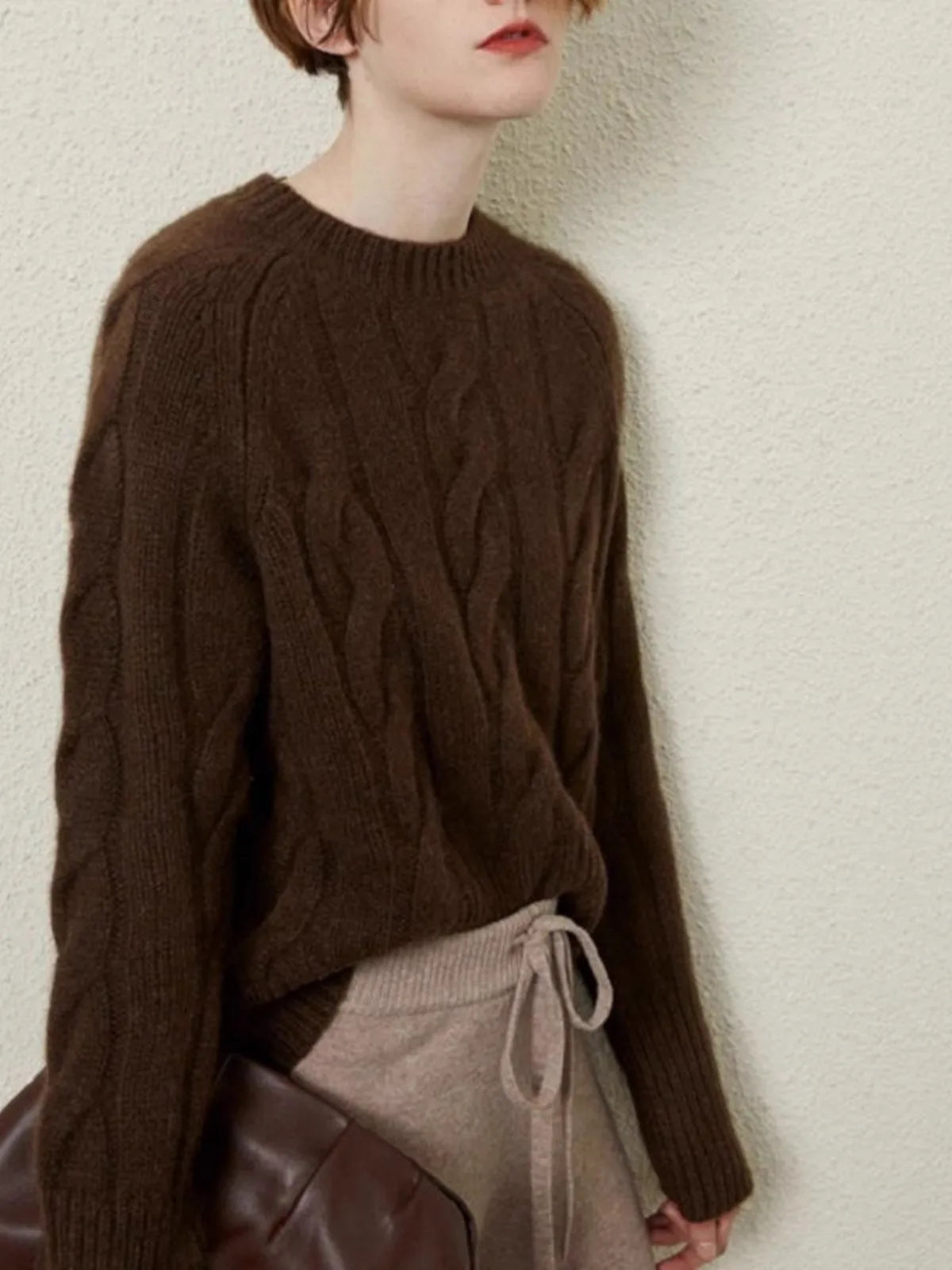 European autumn and winter cashmere sweater women's crewneck twist sweater loose cover to wear pure wool knitted bottom thick