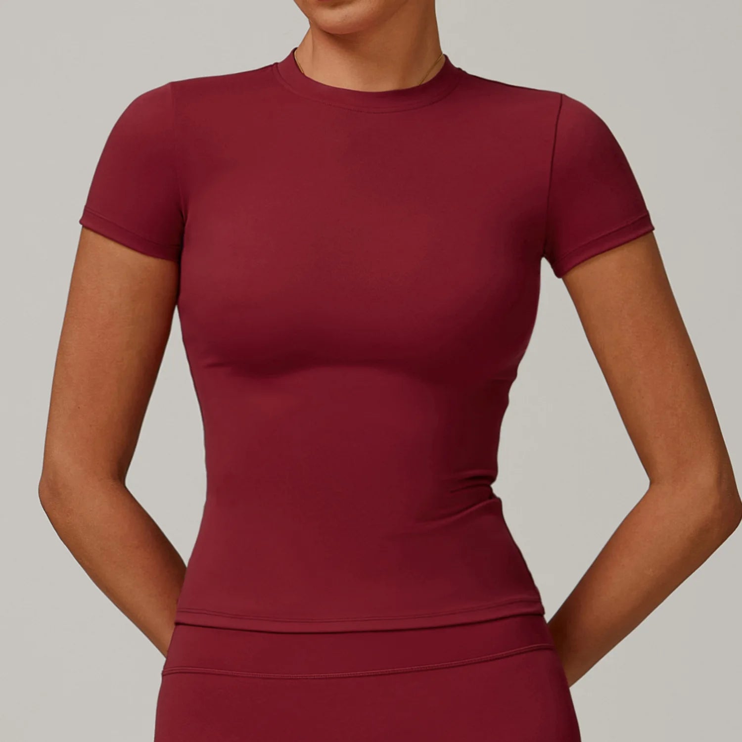 Women's Crew Neck Fitted Short Sleeve T-shirt For Workout Outfits