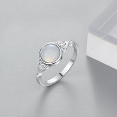 925 Sterling Silver Charm Moonstone Rings for Women Victorian Style Round Female Ring Fine Jewelry Gift for Wife