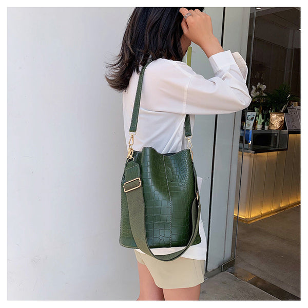 Fashion Pu Leather Big Bag Women's New Crocodile Shoulder Bucket Bag Large Capacity Travel Broadband Ladies Party Messenger Bag | Vimost Shop.