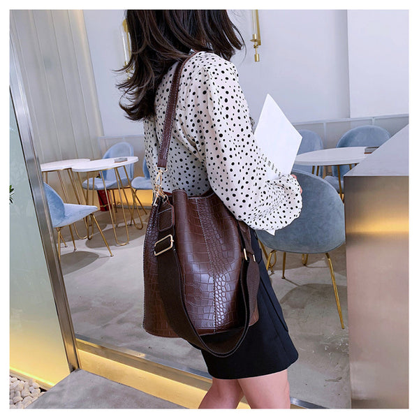 Fashion Pu Leather Big Bag Women's New Crocodile Shoulder Bucket Bag Large Capacity Travel Broadband Ladies Party Messenger Bag | Vimost Shop.