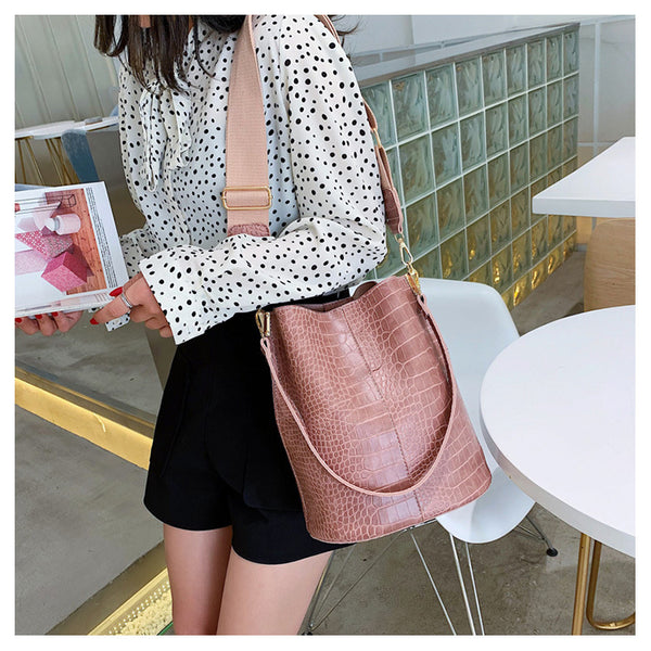 Fashion Pu Leather Big Bag Women's New Crocodile Shoulder Bucket Bag Large Capacity Travel Broadband Ladies Party Messenger Bag | Vimost Shop.