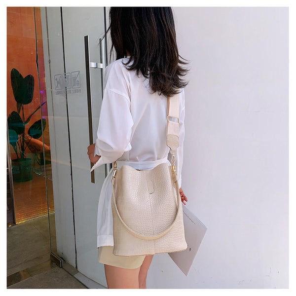 Fashion Pu Leather Big Bag Women's New Crocodile Shoulder Bucket Bag Large Capacity Travel Broadband Ladies Party Messenger Bag | Vimost Shop.