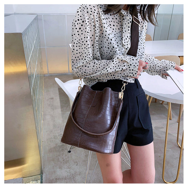 Fashion Pu Leather Big Bag Women's New Crocodile Shoulder Bucket Bag Large Capacity Travel Broadband Ladies Party Messenger Bag | Vimost Shop.