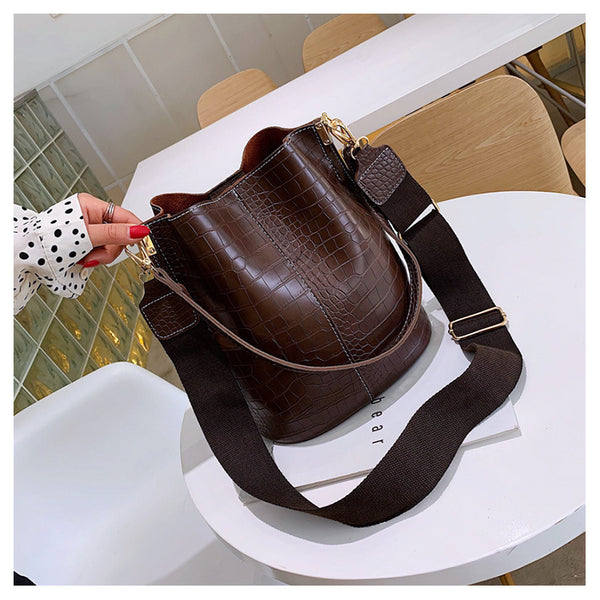 Fashion Pu Leather Big Bag Women's New Crocodile Shoulder Bucket Bag Large Capacity Travel Broadband Ladies Party Messenger Bag | Vimost Shop.