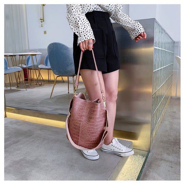 Fashion Pu Leather Big Bag Women's New Crocodile Shoulder Bucket Bag Large Capacity Travel Broadband Ladies Party Messenger Bag | Vimost Shop.