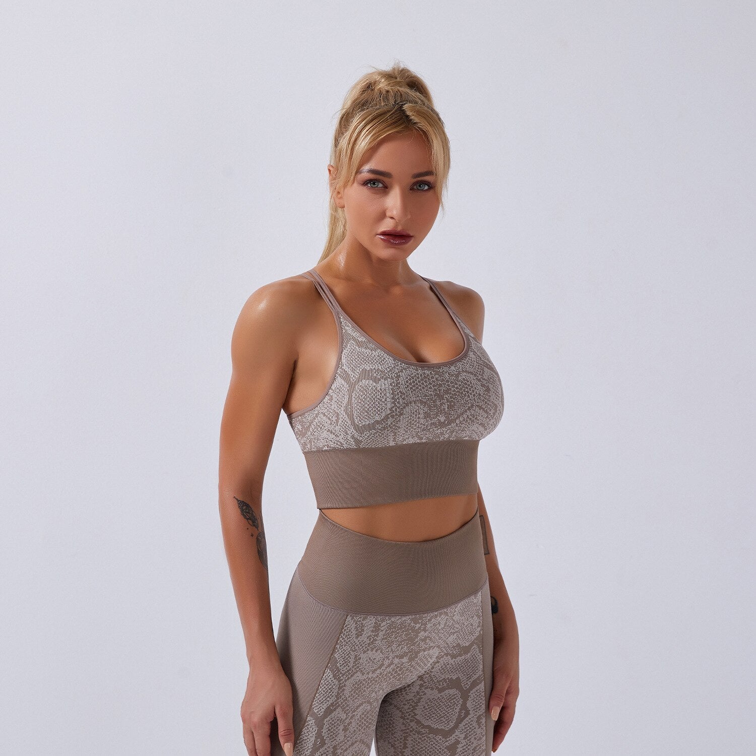 Seamless Snakeskin Patchwork Yoga Suit Gym Fitness Sports Tracksuit Tank Crop Top Hips Lifting Leggings Fashion Outdoor Suit | Vimost Shop.