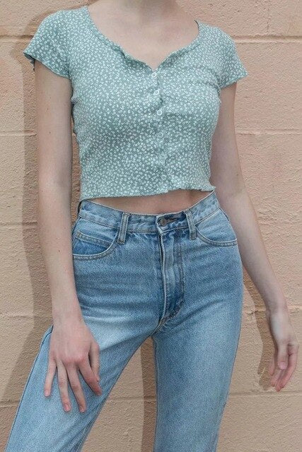 Women Scoop Neck Button down Floral Print Crop Tee Short Sleeve Floral Printed Crop Top For Women Summer Fashion | Vimost Shop.