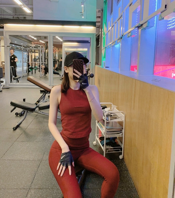 Seamless Sportswear Yoga 2 PCS Set GYM Fitness Sports Tracksuit Ribbed Tank Top Hips Lifting Leggings Two Piece Set | Vimost Shop.