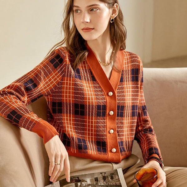 Vintage V-Neck Long Sleeve Women Plaid Sweater Spring Short Knitted Cardigan England Style Chic Tops Ladies Outerwear