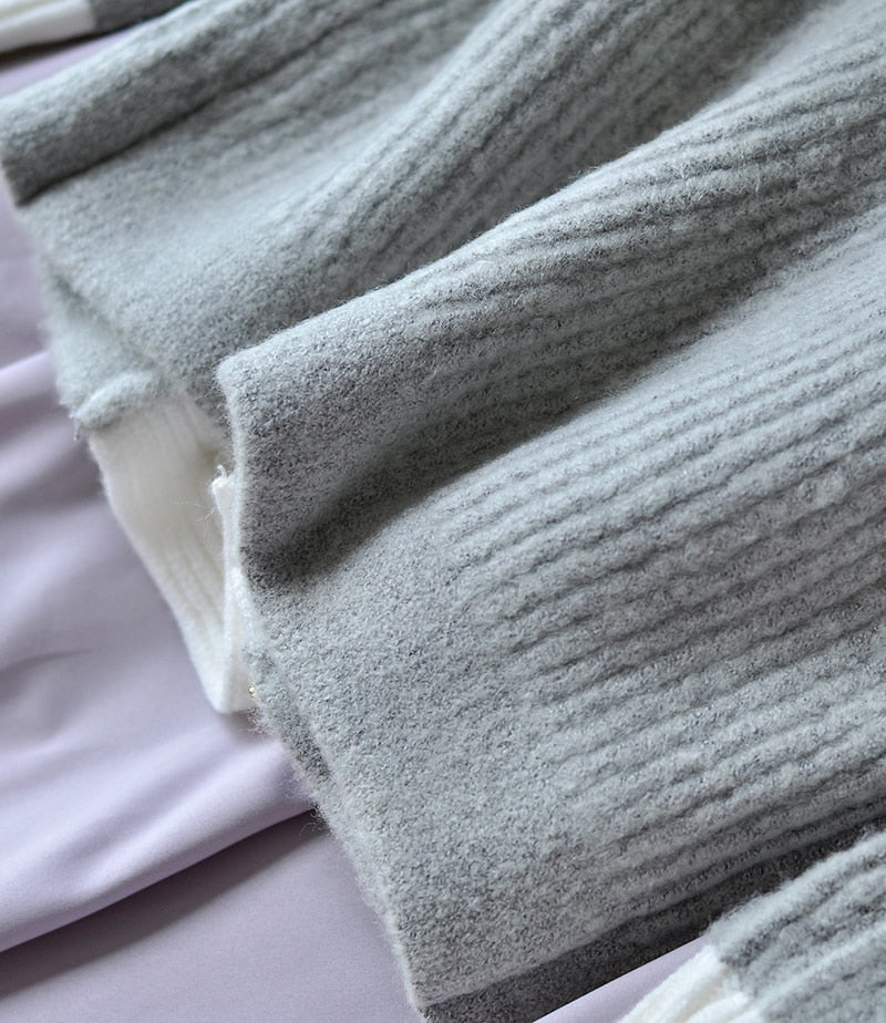 Fall Winter Knit Cardigan England Style O-Neck Double Breasted Long Sleeve Temperament Luxury Chain Women Sweater Outwear