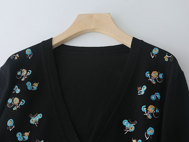 Luxury Brand Designer Autumn Sequin Embroidery Knitted Cardigan Vintage V Neck Long Sleeve Female Outerwear