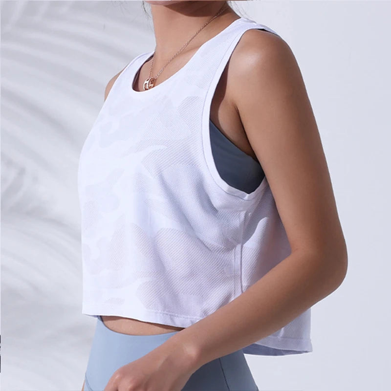 Women's Camouflage Cropped Sleeveless Sports Tank Top For Workout Outfits