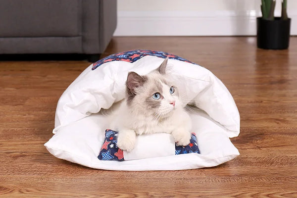 Japanese Cat Bed Warm Cat Sleeping Bag Deep Sleep Cave Winter Removable Pet House Bed for Cats Dogs Nest Cushion with Pillow