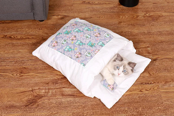 Japanese Cat Bed Warm Cat Sleeping Bag Deep Sleep Cave Winter Removable Pet House Bed for Cats Dogs Nest Cushion with Pillow