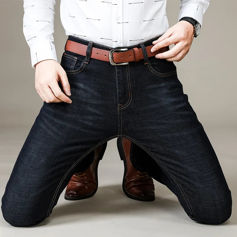 Men's Straight Leg Denim Jeans for Casual Everyday Wear